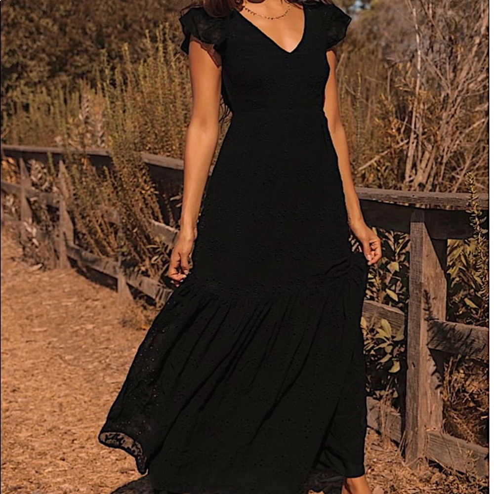 Black Eyelet Lace Short Sleeve Maxi Dress